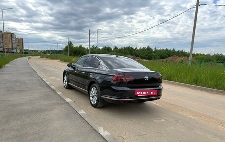 Volkswagen Passat B8 рестайлинг, 2017 год, 1 790 000 рублей, 6 фотография