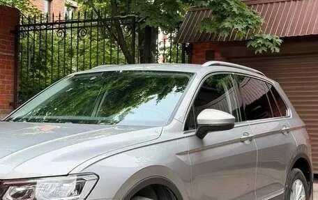 Volkswagen Tiguan II, 2018 год, 3 100 000 рублей, 10 фотография