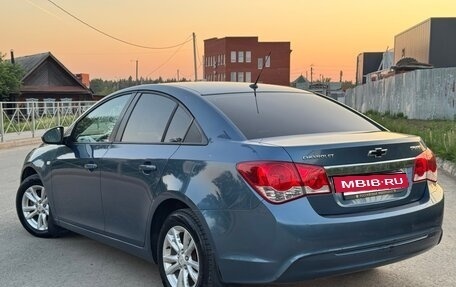 Chevrolet Cruze II, 2012 год, 750 000 рублей, 3 фотография