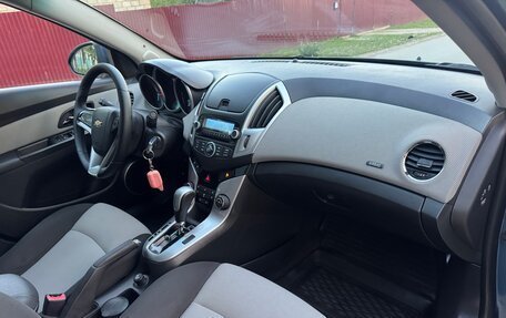Chevrolet Cruze II, 2012 год, 750 000 рублей, 8 фотография