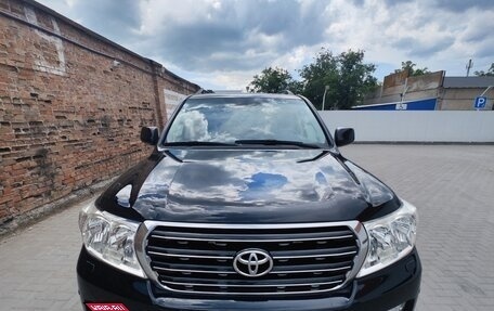 Toyota Land Cruiser 200, 2008 год, 3 370 000 рублей, 24 фотография