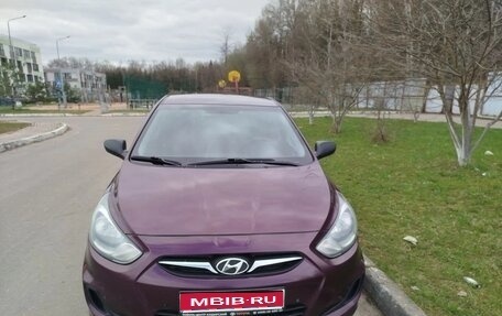 Hyundai Solaris II рестайлинг, 2012 год, 500 000 рублей, 1 фотография
