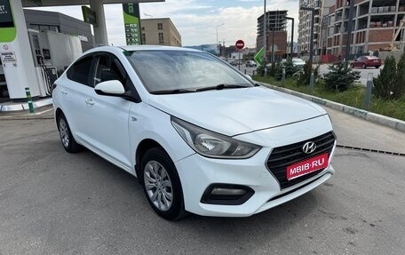 Hyundai Solaris II рестайлинг, 2019 год, 720 000 рублей, 1 фотография