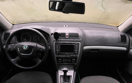 Skoda Octavia, 2011 год, 900 000 рублей, 11 фотография