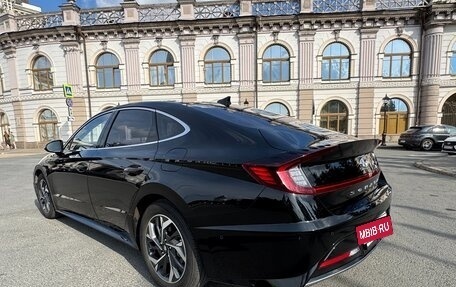 Hyundai Sonata VIII, 2022 год, 3 300 000 рублей, 5 фотография