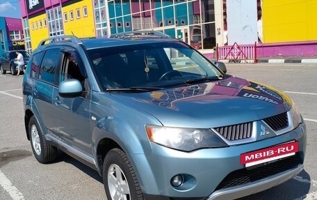 Mitsubishi Outlander III рестайлинг 3, 2008 год, 1 099 999 рублей, 2 фотография