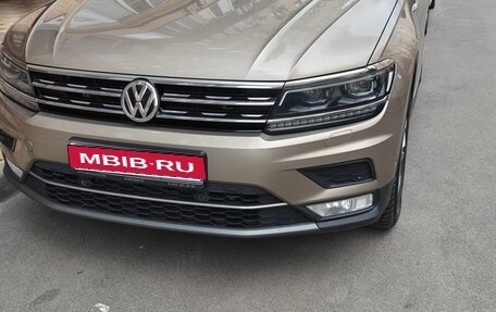 Volkswagen Tiguan II, 2017 год, 2 400 000 рублей, 7 фотография