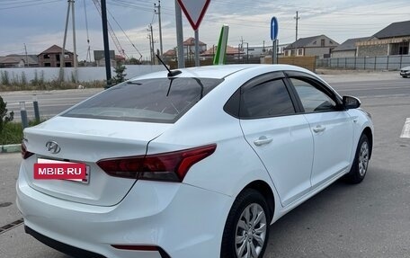 Hyundai Solaris II рестайлинг, 2019 год, 720 000 рублей, 5 фотография