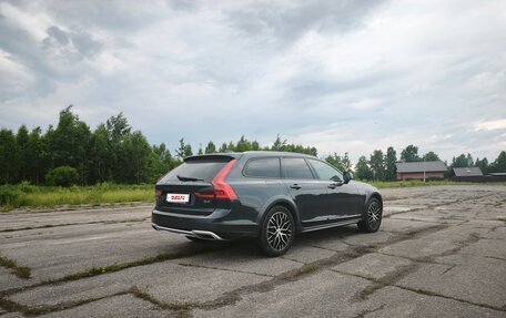 Volvo V90 Cross Country I рестайлинг, 2018 год, 3 200 000 рублей, 4 фотография