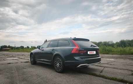 Volvo V90 Cross Country I рестайлинг, 2018 год, 3 200 000 рублей, 6 фотография