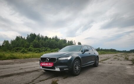 Volvo V90 Cross Country I рестайлинг, 2018 год, 3 200 000 рублей, 8 фотография