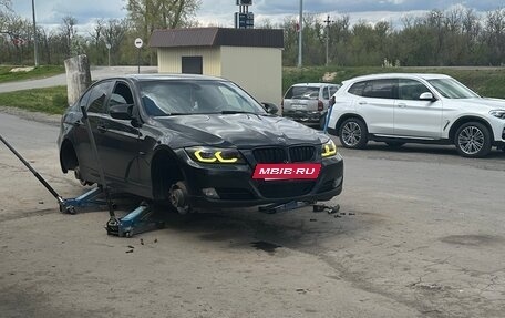 BMW 3 серия, 2011 год, 1 800 000 рублей, 3 фотография