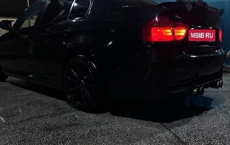 BMW 3 серия, 2011 год, 1 800 000 рублей, 12 фотография