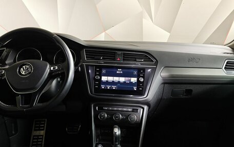 Volkswagen Tiguan II, 2018 год, 2 643 000 рублей, 15 фотография