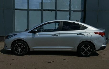 Hyundai Solaris II рестайлинг, 2021 год, 1 599 000 рублей, 4 фотография