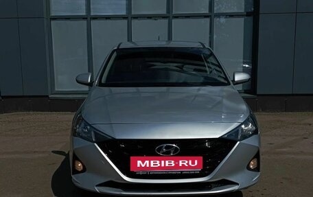 Hyundai Solaris II рестайлинг, 2021 год, 1 599 000 рублей, 2 фотография