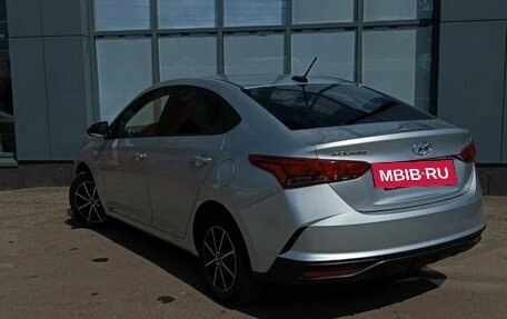 Hyundai Solaris II рестайлинг, 2021 год, 1 599 000 рублей, 5 фотография