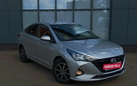 Hyundai Solaris II рестайлинг, 2021 год, 1 599 000 рублей, 3 фотография