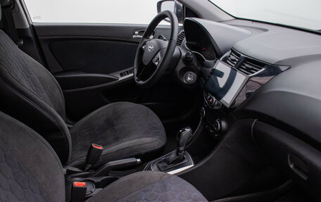 Hyundai Solaris II рестайлинг, 2015 год, 1 130 000 рублей, 10 фотография
