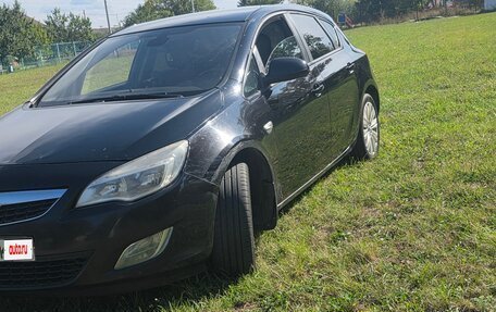 Opel Astra J, 2011 год, 520 000 рублей, 4 фотография
