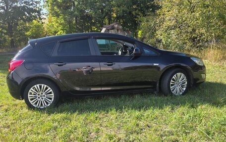 Opel Astra J, 2011 год, 520 000 рублей, 7 фотография