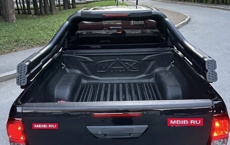 Toyota Hilux VIII, 2016 год, 2 777 999 рублей, 6 фотография