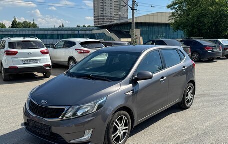 KIA Rio III рестайлинг, 2015 год, 830 000 рублей, 8 фотография