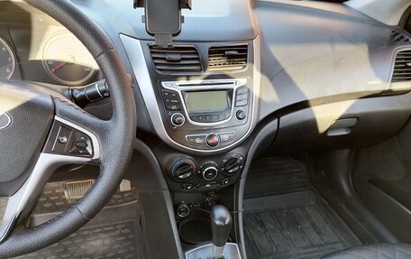 Hyundai Solaris II рестайлинг, 2014 год, 950 000 рублей, 7 фотография