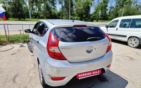 Hyundai Solaris II рестайлинг, 2012 год, 710 000 рублей, 4 фотография
