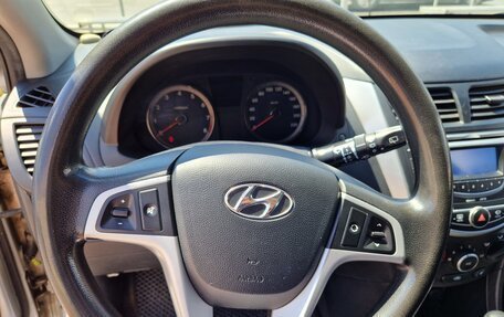Hyundai Solaris II рестайлинг, 2012 год, 710 000 рублей, 18 фотография