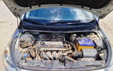 Hyundai Solaris II рестайлинг, 2012 год, 710 000 рублей, 29 фотография