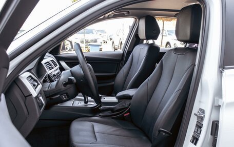 BMW 3 серия, 2015 год, 1 895 000 рублей, 11 фотография