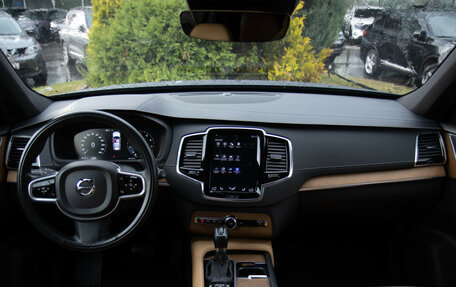 Volvo XC90 II рестайлинг, 2018 год, 3 948 000 рублей, 13 фотография