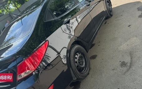 Hyundai Solaris II рестайлинг, 2014 год, 670 000 рублей, 3 фотография