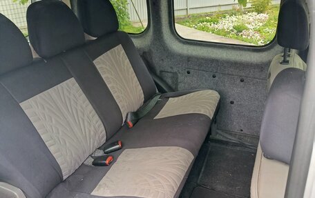 Renault Kangoo II рестайлинг, 2008 год, 550 000 рублей, 4 фотография