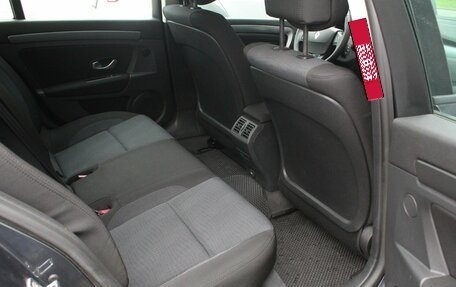 Renault Laguna III рестайлинг, 2009 год, 630 000 рублей, 19 фотография