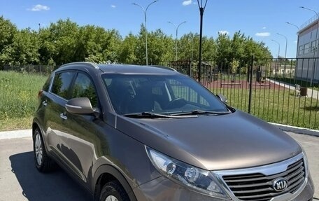 KIA Sportage III, 2013 год, 997 000 рублей, 2 фотография