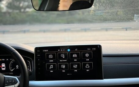 Volkswagen Lavida, 2023 год, 1 651 001 рублей, 10 фотография