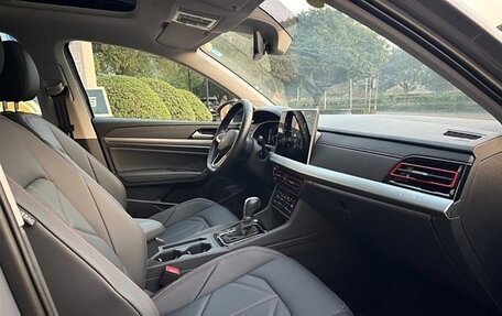 Volkswagen Lavida, 2023 год, 1 651 001 рублей, 14 фотография