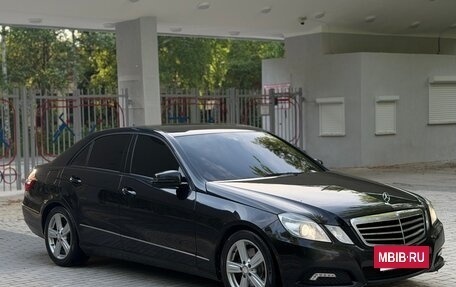 Mercedes-Benz E-Класс, 2010 год, 1 250 000 рублей, 2 фотография