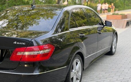 Mercedes-Benz E-Класс, 2010 год, 1 250 000 рублей, 8 фотография