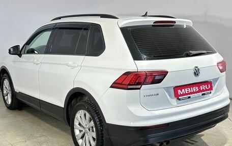 Volkswagen Tiguan II, 2018 год, 1 790 000 рублей, 7 фотография