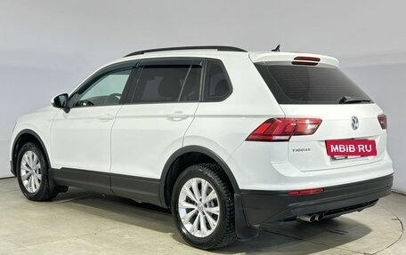 Volkswagen Tiguan II, 2018 год, 1 790 000 рублей, 11 фотография