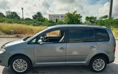 Volkswagen Touran III, 2008 год, 780 000 рублей, 5 фотография