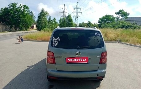 Volkswagen Touran III, 2008 год, 780 000 рублей, 4 фотография