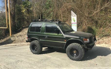 Mitsubishi Pajero III рестайлинг, 1994 год, 1 000 000 рублей, 17 фотография