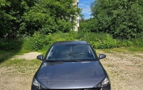 Hyundai Solaris II рестайлинг, 2021 год, 1 700 000 рублей, 3 фотография