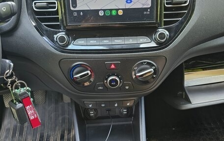 Hyundai Solaris II рестайлинг, 2021 год, 1 700 000 рублей, 13 фотография