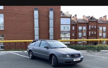 Audi A4, 1998 год, 300 000 рублей, 2 фотография