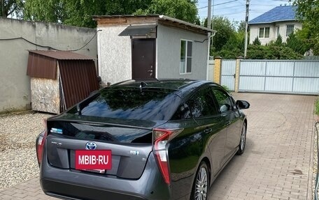 Toyota Prius IV XW50, 2018 год, 2 150 000 рублей, 6 фотография